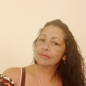 Meet your Posher, Linette